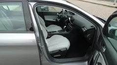 Grijs Gebruikt 2017 Peugeot 308 Allure Hatchback | € 13.950 (Eerlijke prijs)