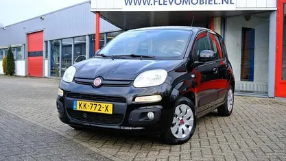 Occasion Fiat Panda Lounge 60 PK (44 kW) 2016 Zwart Hatchback