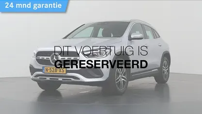 Grijs Gebruikt 2020 Mercedes GLA250 Style SUV | € 31.850 (Eerlijke prijs)