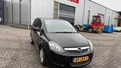 Zwart Gebruikt 2010 Opel Zafira Edition MPV | € 1.699 (Eerlijke prijs)