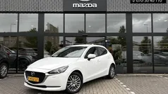 Arctic white (licht wit) Gebruikt 2021 Mazda 2 Style Hatchback | € 15.950 (Goede deal)