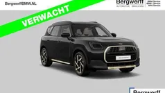 Gebruikt 2025 Mini Countryman Favoured SUV | € 49.875 (Eerlijke prijs)