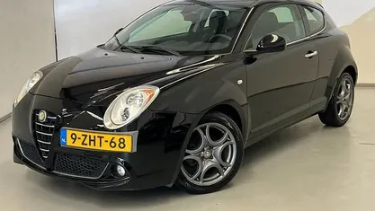 Zwart Gebruikt 2010 Alfa Romeo MiTo Progression Hatchback | € 2.999 (Eerlijke prijs)
