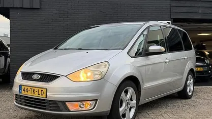 Occasion Ford Galaxy Trend 146 PK (107 kW) 2006 Grijs (metallic) MPV
