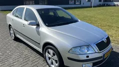 Grijs Gebruikt 2006 Skoda Octavia Business Line Hatchback | € 4.249 (Eerlijke prijs)