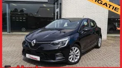 Gebruikt 2020 Renault Clio V Intens Hatchback | € 15.250 (Eerlijke prijs)