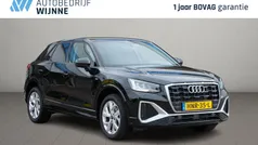 Zwart Gebruikt 2023 Audi Q2 S-Line SUV | € 31.940 (Eerlijke prijs)