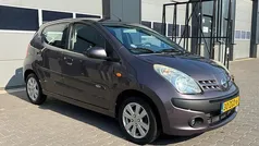 Paars Gebruikt 2012 Nissan Pixo Hatchback | € 2.795 (Eerlijke prijs)