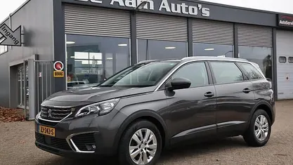 Grijs (metallic) Occasion 2019 Peugeot 5008 SUV | € 15.900 (Goede deal)