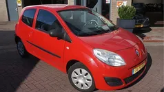 Gebruikt 2008 Renault Twingo Authentique Hatchback | € 2.445 (Eerlijke prijs)