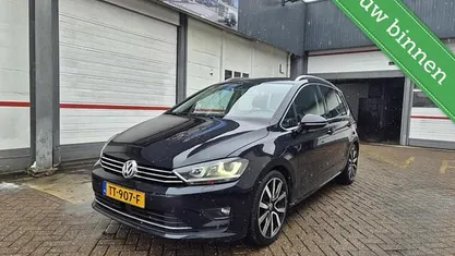 Occasion 2014 VW Golf Sportsvan Highline MPV | € 10.950 (Eerlijke prijs)
