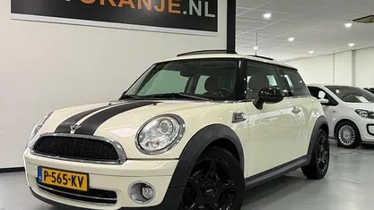 Occasion 2010 Mini Cooper Business Hatchback | € 5.999 (Eerlijke prijs)