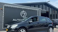 Zwart Gebruikt 2010 Mercedes B160 Business MPV | € 2.450 (Goede deal)