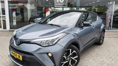 Grijs Gebruikt 2020 Toyota C-HR Style SUV | € 24.300 (Eerlijke prijs)