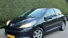 Zwart Gebruikt 2006 Peugeot 207 Hatchback | € 2.500 (Eerlijke prijs)