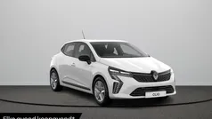 Gebruikt 2025 Renault Clio V Evolution Hatchback | € 25.865 (Eerlijke prijs)