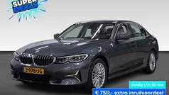 Grijs Gebruikt 2020 BMW 320 Executive Sedan | € 23.925 (Super prijs)