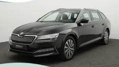 Zwart Gebruikt 2021 Skoda Superb Business Line Stationwagen | € 28.400 (Eerlijke prijs)