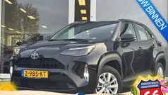 Zwart Gebruikt 2024 Toyota Yaris Cross Active SUV | € 28.900 (Eerlijke prijs)