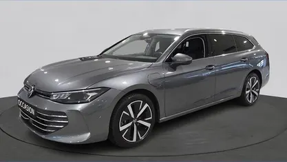 Occasion VW Passat Business 204 PK (150 kW) 2024 Grijs Stationwagen