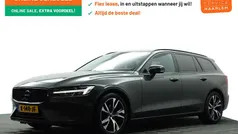 Grijs metallic Gebruikt 2021 Volvo V60 Inscription Stationwagen | € 26.900 (Eerlijke prijs)