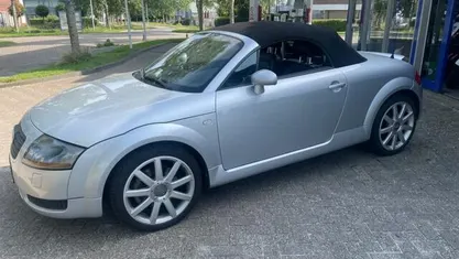 Occasion Audi TT Roadster 225 PK (165 kW) 2000 Grijs Cabriolet