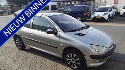 Occasion Peugeot 206 Premium 75 PK (55 kW) 2004 Grijs (metallic) Hatchback