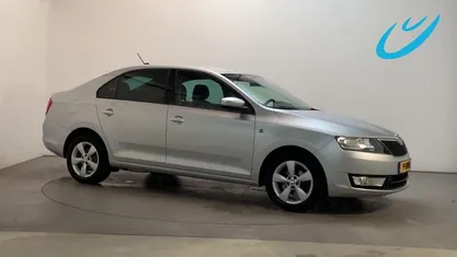 Occasion 2014 Skoda Rapid Business Line Hatchback | € 7.750 (Goede deal)