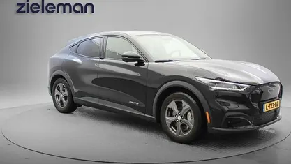 Occasion 2021 Ford Mustang Mach-E SUV | € 20.845 (Goede deal)