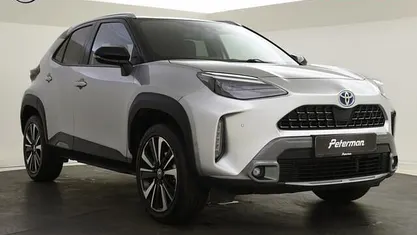 Zilver Gebruikt 2022 Toyota Yaris Cross Edition SUV | € 27.899 (Eerlijke prijs)