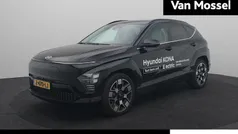 Zwart Gebruikt 2024 Hyundai Kona Premium SUV | € 41.440 (Eerlijke prijs)