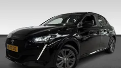 Zwart Gebruikt 2021 Peugeot e-208 Active Hatchback | € 12.730 (Super prijs)