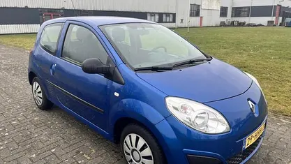 Occasion 2008 Renault Twingo Authentique Hatchback | € 1.949 (Eerlijke prijs)