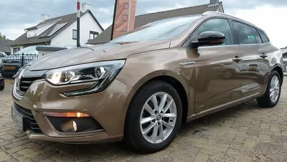 Occasion Renault Mégane GrandTour LIMITED 131 PK (96 kW) 2018 Stationwagen