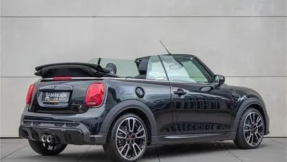 Gebruikt 2023 Mini John Cooper Works Cabriolet Cabriolet | € 38.900 (Eerlijke prijs)