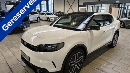 Nieuw Ford Capri Premium 210 kW (286 PK) 2025 Wit SUV