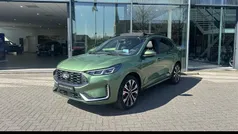 Groen, metallic lak Gebruikt 2024 Ford Kuga ST-Line X SUV | € 44.945 (Eerlijke prijs)
