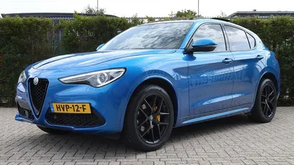 Blauw Gebruikt 2021 Alfa Romeo Stelvio Veloce SUV | € 43.895 (Eerlijke prijs)