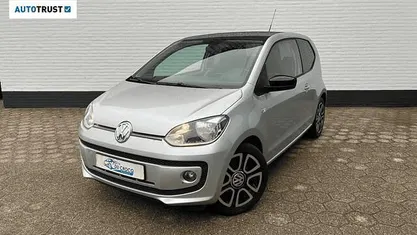 Grijs Gebruikt 2014 VW up! high up! Hatchback | € 6.495 (Eerlijke prijs)