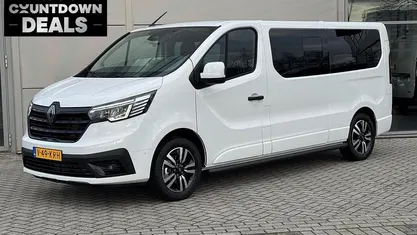 Gebruikt 2024 Renault Trafic MPV | € 34.557 (Eerlijke prijs)