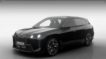 Saphirschwarz metallic (zwart metallic) Nieuw 2025 BMW iX Comfort Edition SUV | € 107.912 (Goede deal)