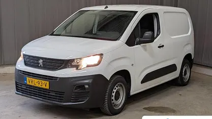 Occasion Peugeot Partner Premium 2022 Wit MPV