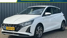 Wit Gebruikt 2024 Hyundai i20 Comfort Hatchback | € 19.785 (Eerlijke prijs)