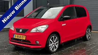 Rood Occasion 2020 Seat Mii Electric Hatchback | € 11.750 (Eerlijke prijs)