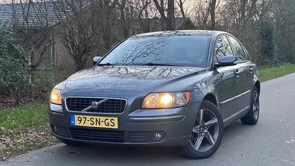 Grijs Gebruikt 2006 Volvo S40 Sedan | € 1.750 (Goede deal)