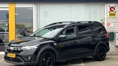 Zwart Gebruikt 2023 Dacia Jogger Extreme MPV | € 20.695 (Eerlijke prijs)
