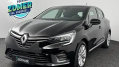 Gebruikt 2022 Renault Clio V Intens Hatchback | € 17.045 (Eerlijke prijs)