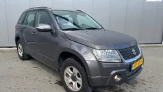 Grijs Gebruikt 2009 Suzuki Grand Vitara Exclusive SUV | € 5.750 (Eerlijke prijs)