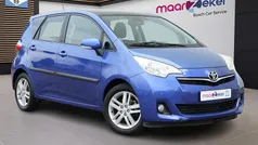Blauw, metallic lak Gebruikt 2011 Toyota Verso-S Comfort MPV | € 7.750 (Eerlijke prijs)