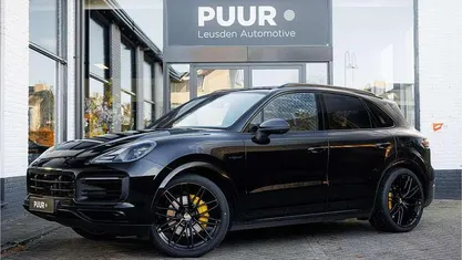 Zwart Gebruikt 2023 Porsche Cayenne Platinum Edition SUV | € 89.995 (Super prijs)
